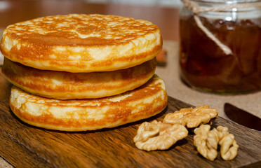 Pancakes with honey and nuts 