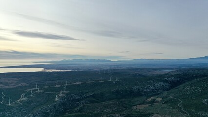 Survol des corbières maritimes et des vignes