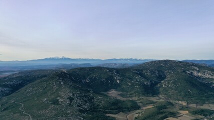 Survol des corbières maritimes et des vignes