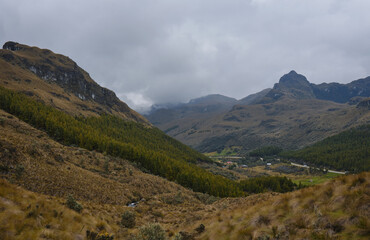 Fototapeta na wymiar Los Andes mountain landscape