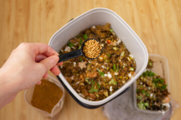 Making Bokashi compost with food scraps -4