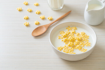 cereals with fresh milk