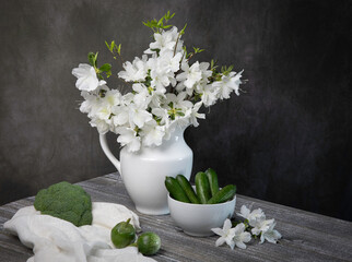 bouquet of white flowers