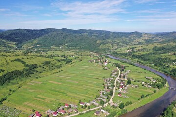 Fototapeta na wymiar mountains, river, village, Lastivka village, travel, nature, greenery, trees 