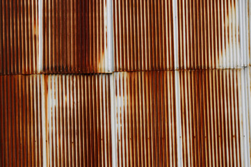 錆びたトタン壁