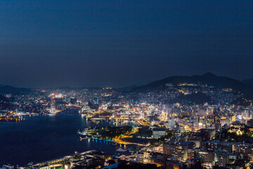 鍋冠山公園展望台からの長崎市街地夜景