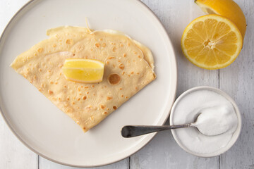 crepes with lemon and sugar