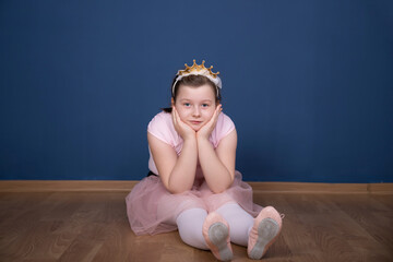 Balerina dancer girl on blue background © erika8213