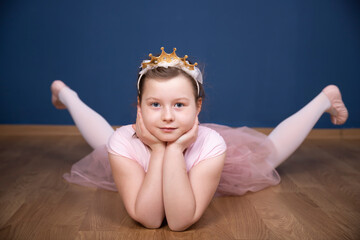 Balerina dancer girl on blue background © erika8213