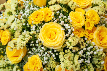 large bouquet of yellow roses