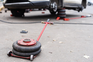 Changing wheel on a car