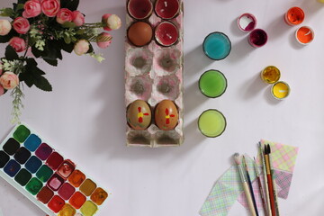 Drawing on an Easter egg, step by step instructions