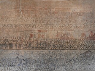 カンボジアのアンコールワットの回廊のレリーフ