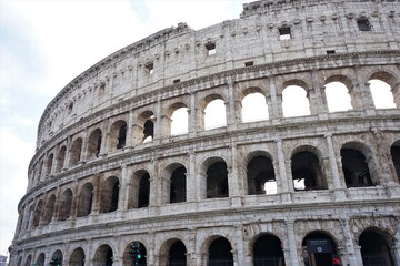 Fototapeta na wymiar Colosseum in Rome and morning sun, Italy - コロッセオ ローマ イタリア