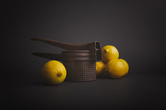 Lemons and Juicer