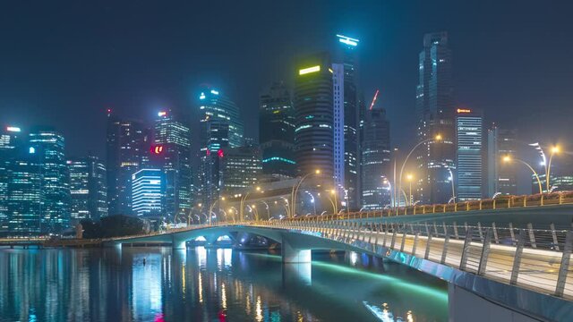 SINGAPORE - FEBRUARY 3: Time lapse video 4K, Beautiful moment of Singapore and business and financial district, Modern building in the city center on February 3, 2020 in Singapore.