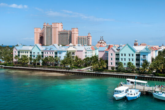 Nassau Harbour Transportation And Paradise Island