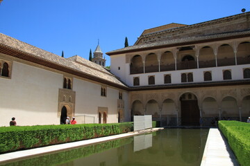 Patio de arrayanes, Alhambra, Grenade	