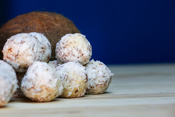 ice cream sweet balls in the style of raffaello and bounty