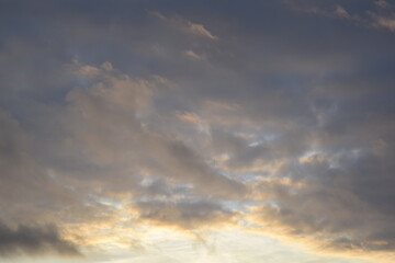 Fototapeta na wymiar Atardecer con nubes, #sol, #hermoso, #paisaje