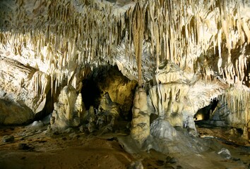 Raj Cave, Undergrounds in Poland, dripstone form, beautiful, colorful world 