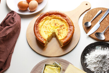 delicious burn cheese cake for small family to eat together.