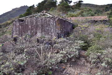 CASA EN RUINAS