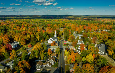 Autumn in New England (Pepperell, MA)  - obrazy, fototapety, plakaty