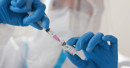 coronavirus vaccination syringe
