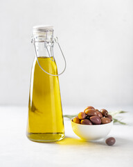 olive oil and kalamata olives