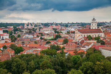 Fototapeta na wymiar Vilnius' red roofs