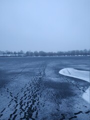 Obraz premium ice on the river