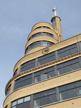 Br&uuml;ssel: Ehemaliges Radio-Geb&auml;ude am Place Flagey in Ixelles