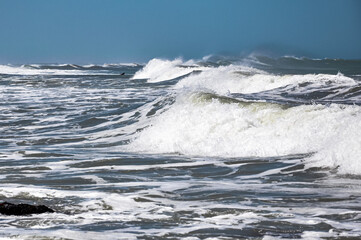 waves crashing on the rocks