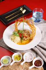 thai noodle curry soup