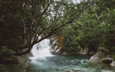Fototapeta na wymiar Australien, Wasserfälle bei Cairns