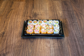 Il sushi il mangiare Japponese