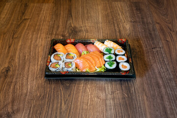 Il sushi il mangiare Japponese