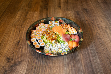 Il sushi il mangiare Japponese