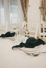 empty wine glass decoration