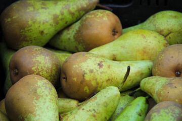 Pears for sale at a market stall