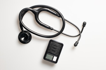 Piepser und Stethoskop