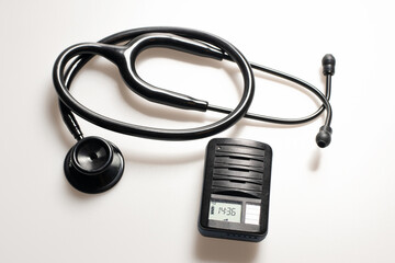 Piepser und Stethoskop 2
