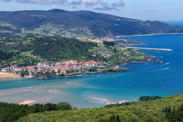 Fototapeta na wymiar The biosphere reserve of Urdaibai in the Basque Country