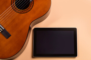 Concept of online course of learning to play the guitar.