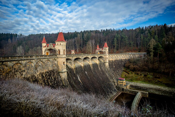 Fototapeta na wymiar Historical Czech Dam Les Království