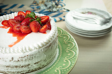 Cake with strawberries