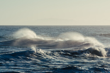 Empty Waves 