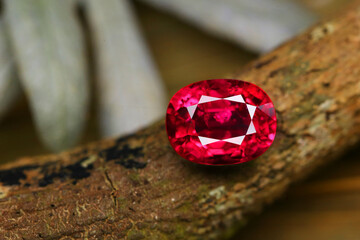 Red Gem Art and Decoration Gemstone RED RUBY
