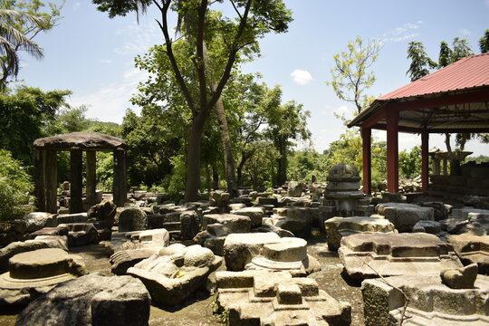 madan kamdev temple at guwahati